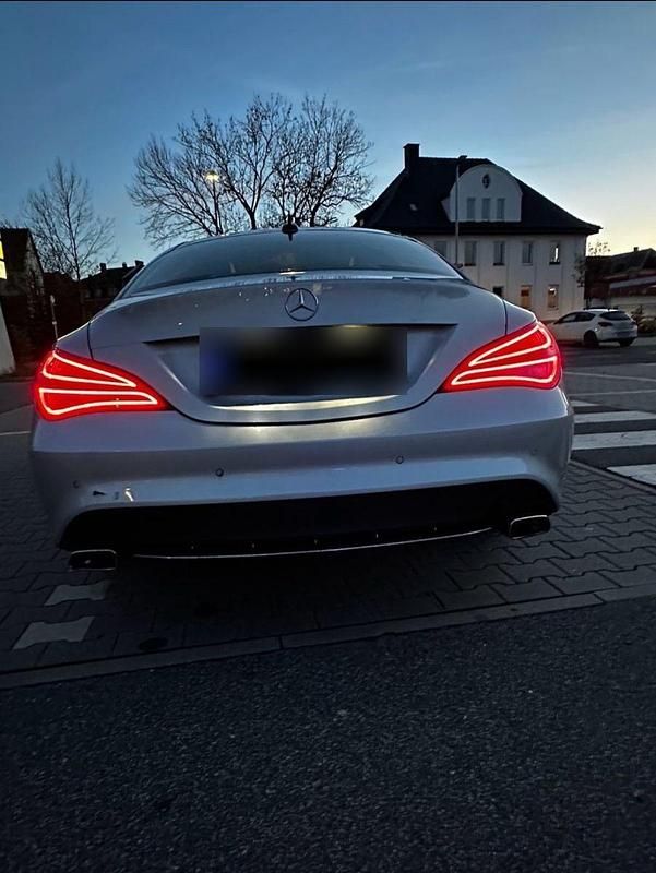Gebraucht Mercedes CLA200 136 PS (100 kW) 2014 Silber Coupé