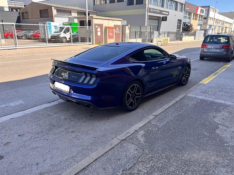 Blau Gebraucht 2016 Ford Mustang Coupé | 19.500 € - Bild 1/4