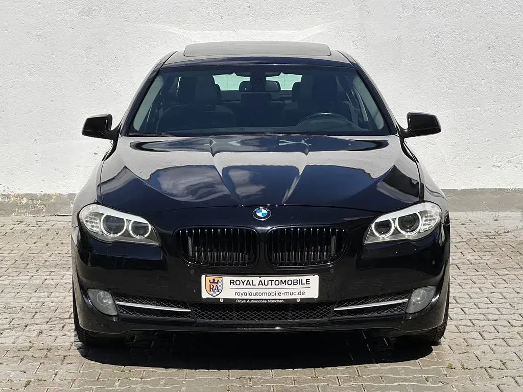 Gebraucht BMW 520 Performance 184 PS (135 kW) 2011 Schwarz Limousine