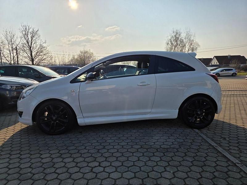 Gebraucht Opel Corsa Edition 90 PS (66 kW) 2008 Other Kleinwagen