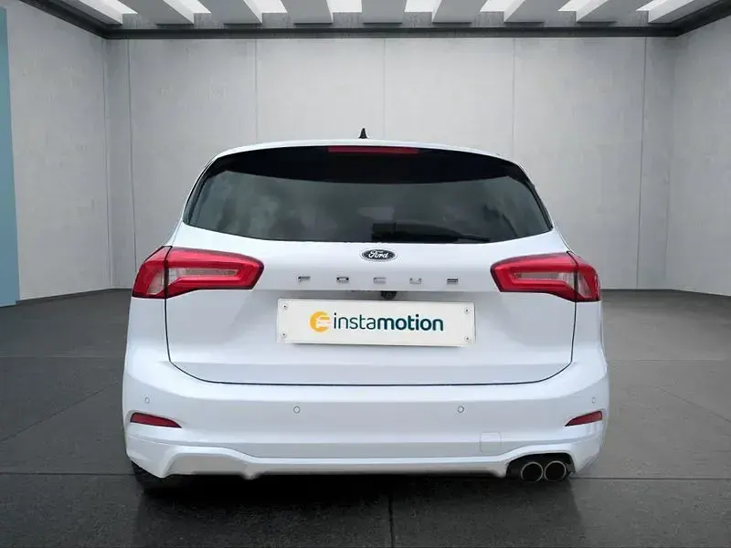 Gebraucht Ford Focus ST-Line 150 PS (110 kW) 2022 Weiß Kombi