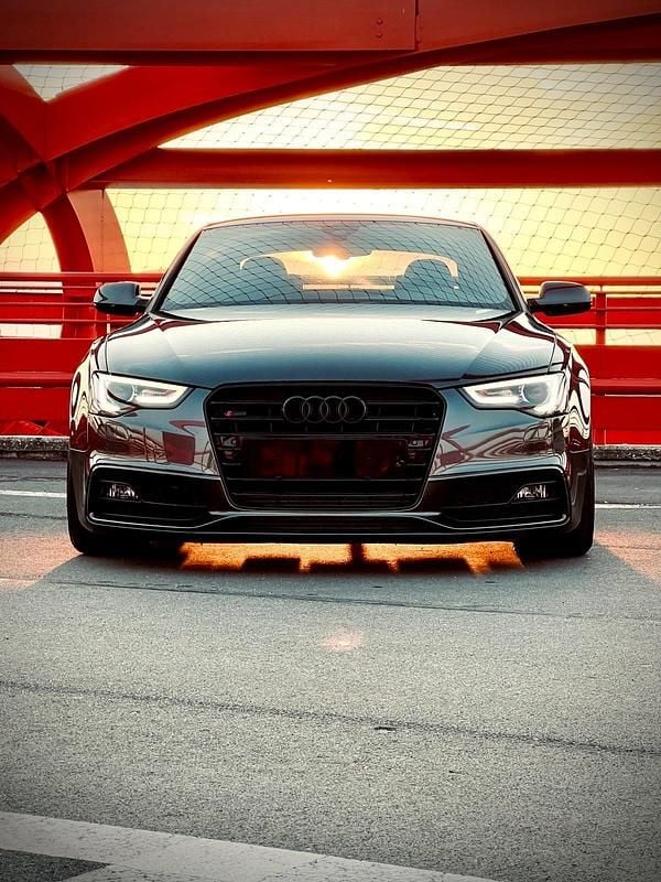 Gebraucht Audi A5 Black Edition 177 PS (130 kW) 2014 Grau Coupé