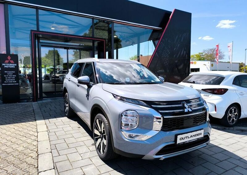 Grau Neu 2025 Mitsubishi Outlander P-HEV Top SUV | 52.490 € (Fairer Preis) - Bild 1/4