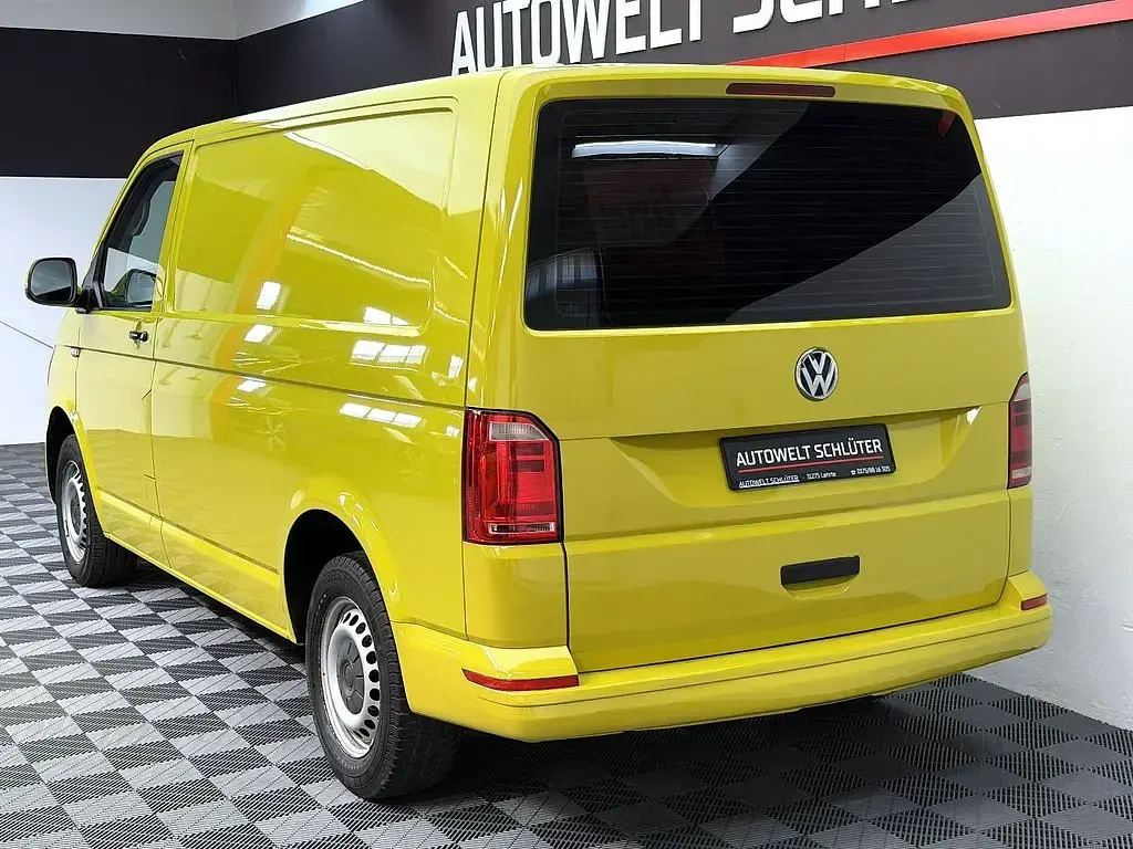 Gebraucht VW Transporter 102 PS (75 kW) 2016 Gelb Van