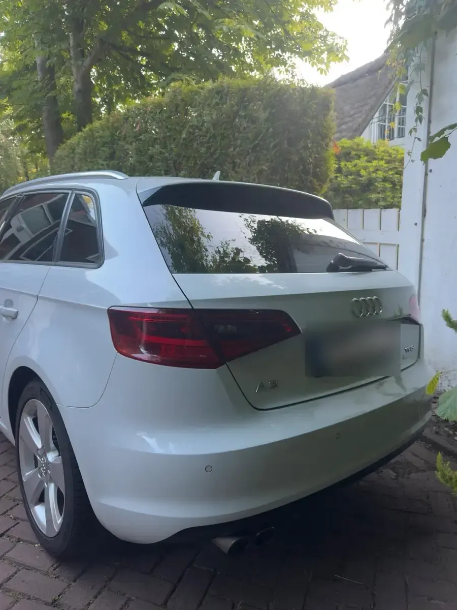 Gebraucht Audi A3 125 PS (91 kW) 2015 Weiß Kombi
