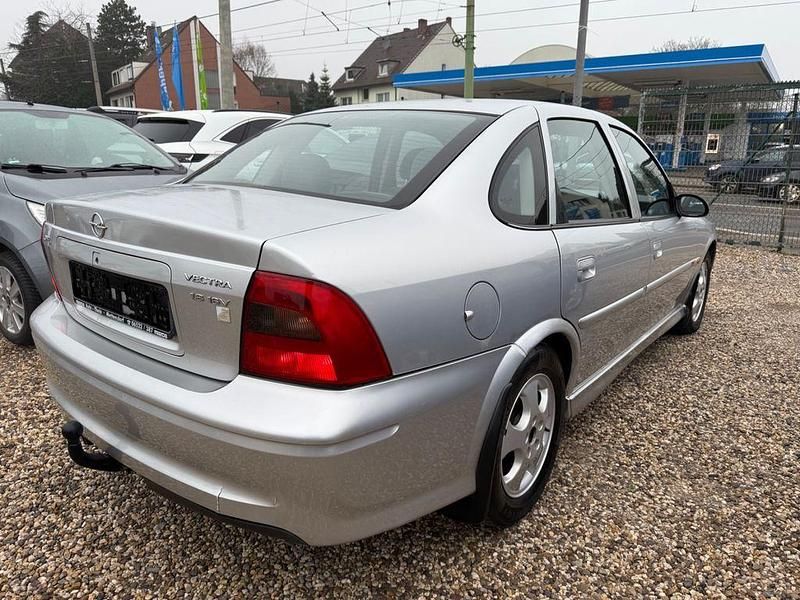 Gebraucht Opel Vectra Elegance 116 PS (85 kW) 1999 Grau Limousine