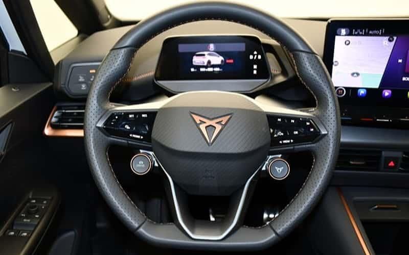 Second-hand Cupra Born 169 kW (231 CP) 2023 Alb Hatchback