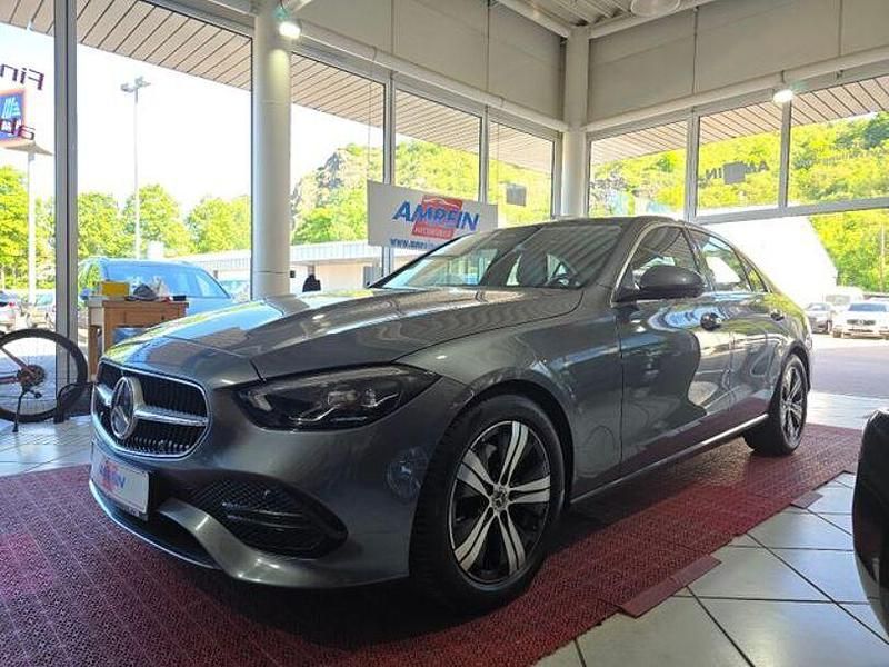 Gebraucht Mercedes C180 Avantgarde 170 PS (125 kW) 2021 Selenitgrau  metalliclack Limousine