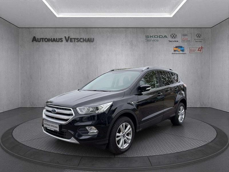 Usata Ford Kuga 150 CV (110 kW) 2017 Nero SUV