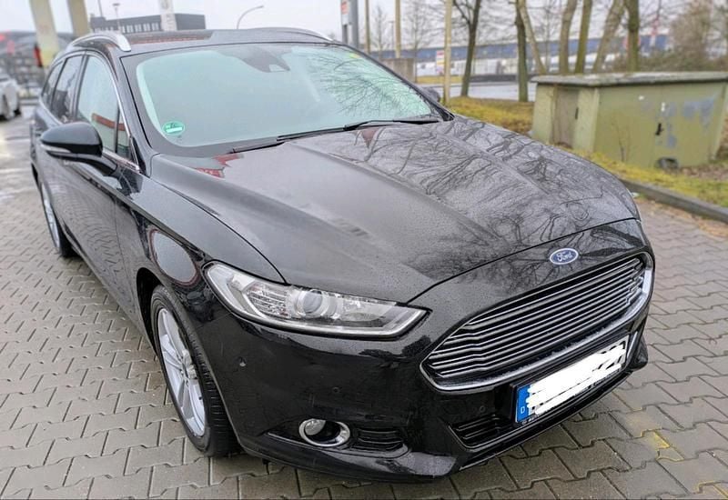 Gebraucht Ford Mondeo Business Edition 150 PS (110 kW) 2016 Schwarz Kombi