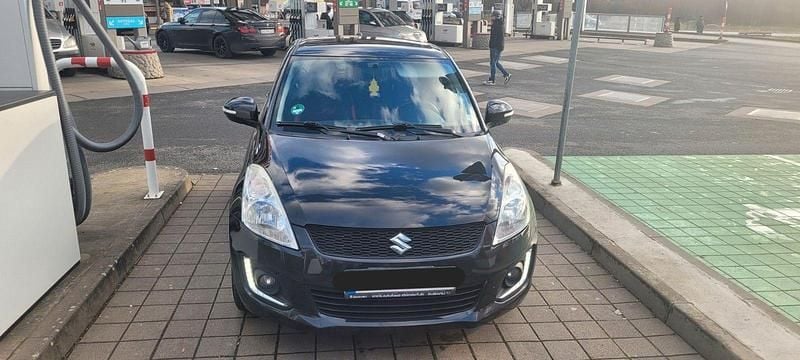 Schwarz Gebraucht 2015 Suzuki Swift Comfort Kleinwagen | 4.800 € (Guter Preis) - Bild 1/4