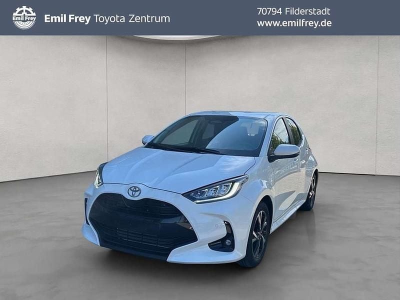 Weiß Neu 2025 Toyota Yaris Limousine | 24.490 € (Guter Preis) - Bild 1/4
