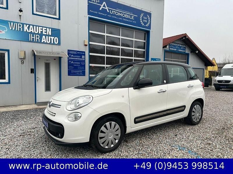 Weiß Gebraucht 2012 Fiat 500L Pop Star Van / Kleinbus | 5.450 € (Guter Preis) - Bild 1/4