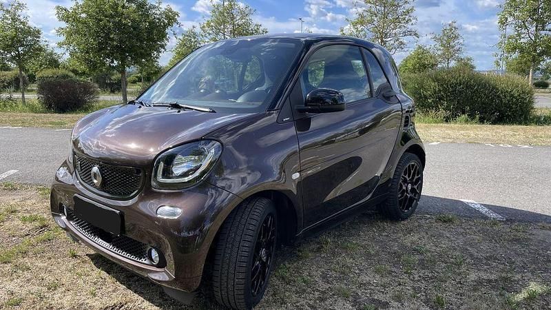 Braun Gebraucht 2018 Smart ForTwo Electric Drive Coupé | 7.700 € (Guter Preis) - Bild 1/4