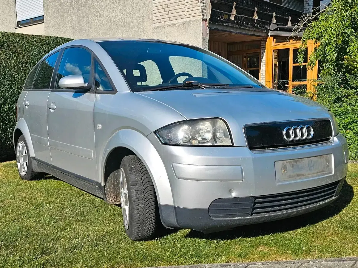 Gebraucht Audi A2 75 PS (55 kW) 2001 Silber Kleinwagen