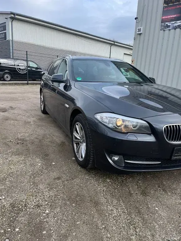 Gebraucht BMW 520 184 PS (135 kW) 2010 Kombi