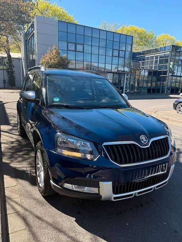 Gebraucht Skoda Yeti 150 PS (110 kW) 2015 Blau SUV
