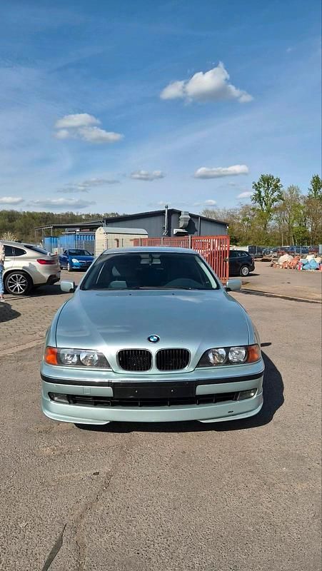 Second-hand BMW 328 Basis 193 CP (141 kW) 1996 Berlinǎ
