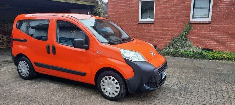 Orange Gebraucht 2010 Citroën Nemo Van / Kleinbus | 6.000 € (Teuer) - Bild 1/4