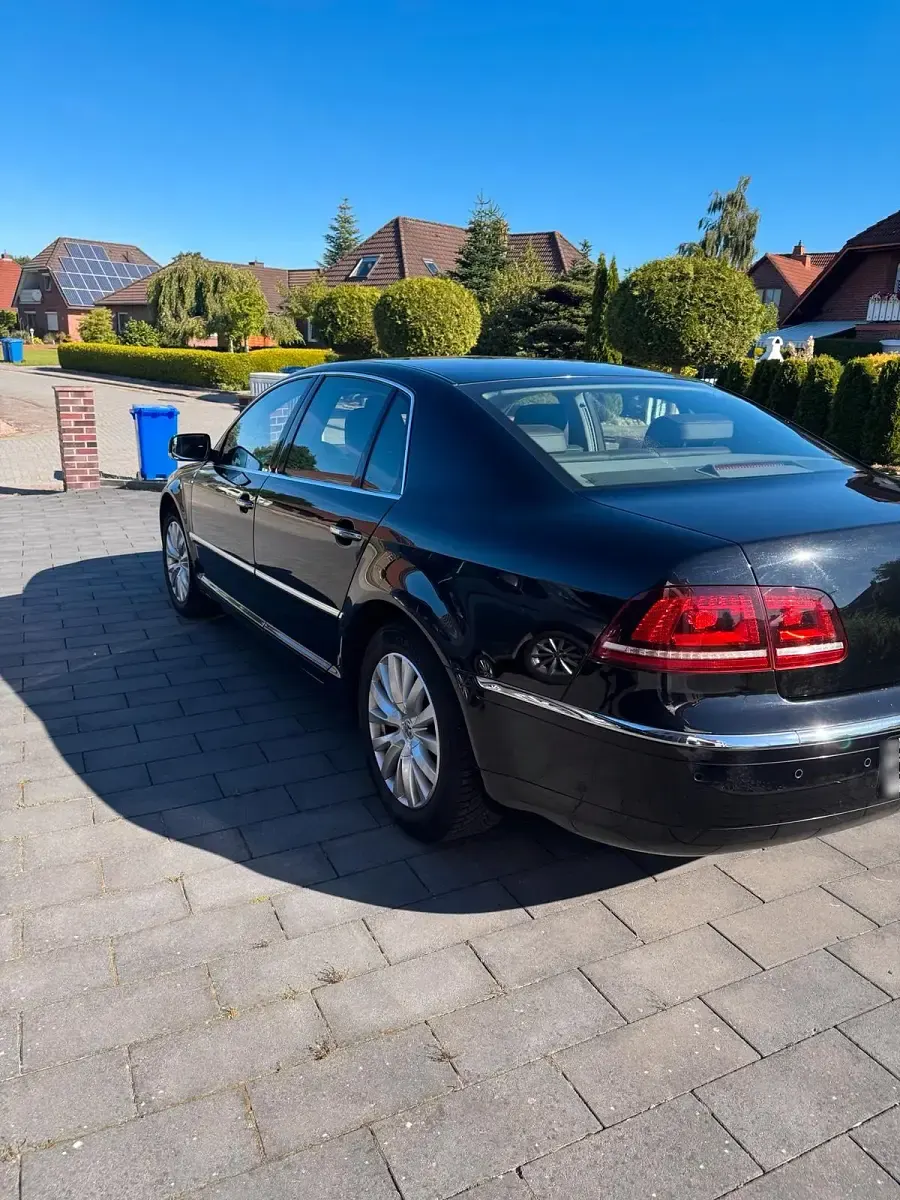Gebraucht VW Phaeton 245 PS (180 kW) 2012 Schwarz Limousine