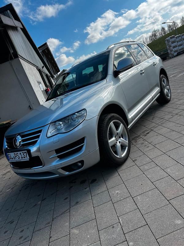 Gebraucht VW Touareg 239 PS (175 kW) 2009 Grau SUV