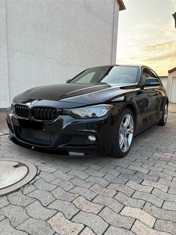 Schwarz Gebraucht 2014 BMW ActiveHybrid 3 M Sport Limousine | 19.999 € - Bild 1/4