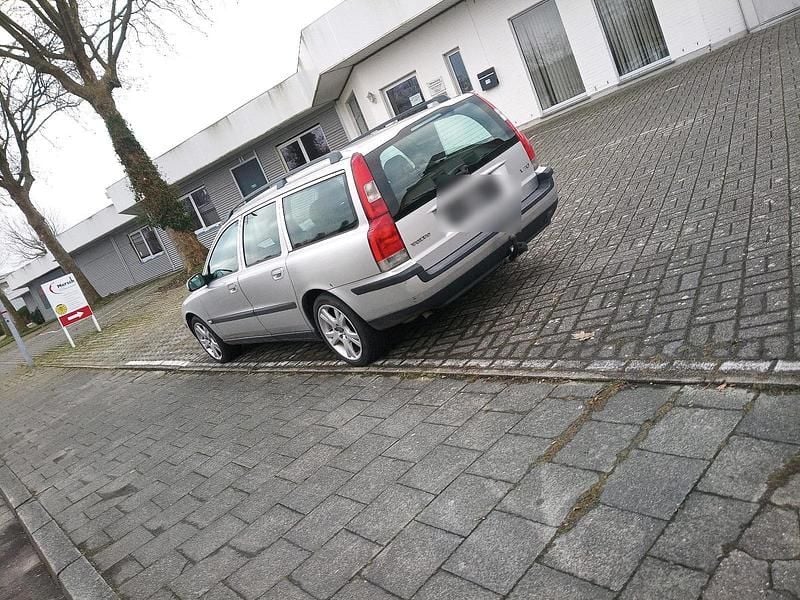 Gebraucht Volvo V70 170 PS (125 kW) 2001 Silber Kombi