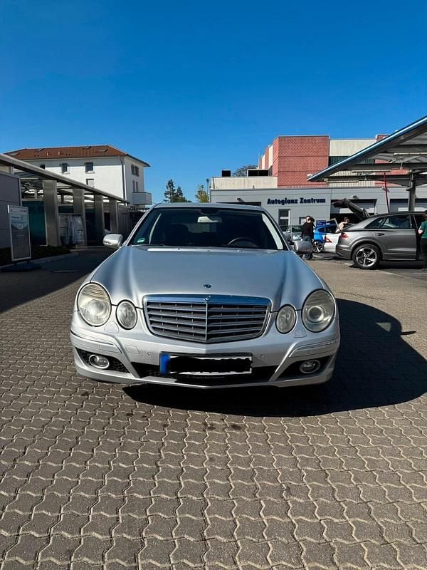 Usata Mercedes E350 2006 Argento Berlina