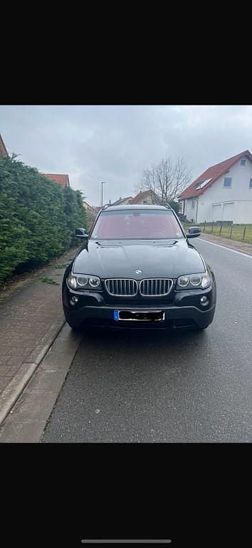 Schwarz Gebraucht 2010 BMW X3 Lifestyle SUV | 7.100 € (Fairer Preis) - Bild 1/4