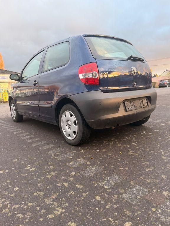 Gebraucht VW Fox 75 PS (55 kW) 2009 Blau Kleinwagen