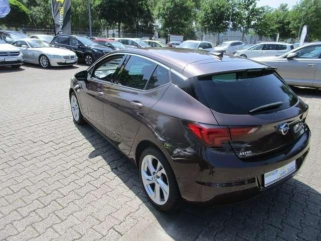 Gebraucht Opel Astra Innovation 125 PS (91 kW) 2015 Kokosnuss braun Kleinwagen