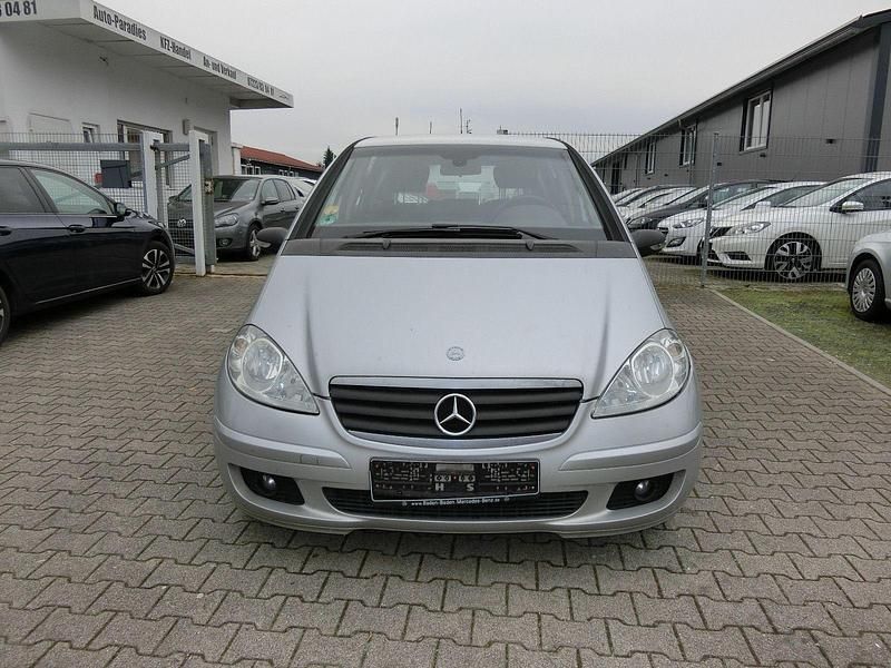 Gebraucht Mercedes A160 82 PS (60 kW) 2006 Silber Kleinwagen