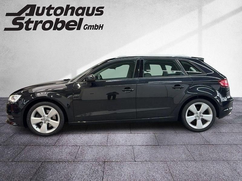 Gebraucht Audi A3 Ambiente 179 PS (131 kW) 2014 Phantomschwarz perleffekt (metallic) Limousine
