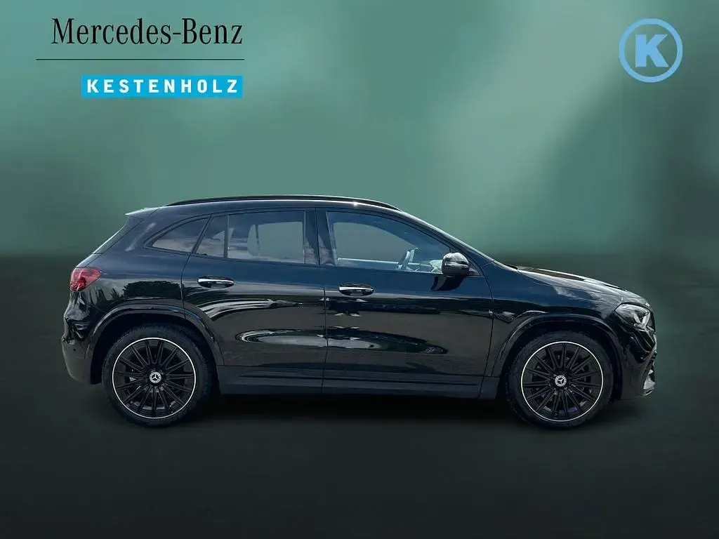 Gebraucht Mercedes GLA200 AMG 163 PS (119 kW) 2025 Schwarz SUV