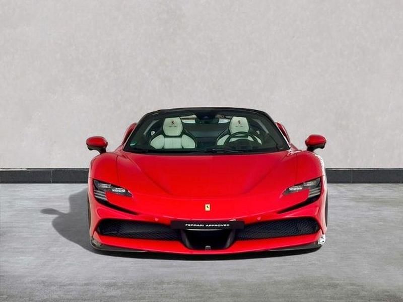 Gebraucht Ferrari SF90 1001 PS (736 kW) 2023 Rot Cabrio