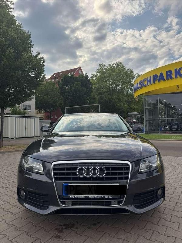 Gebraucht 2010 Audi A4 Limousine | 7.100 € (Fairer Preis) - Bild 1/4