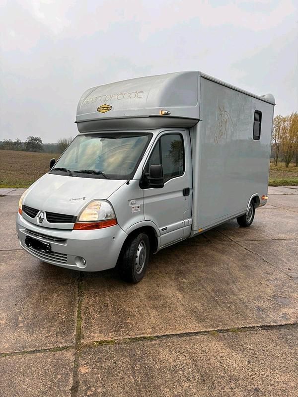 Gebraucht Renault Master 145 PS (106 kW) 2009 Silber Limousine