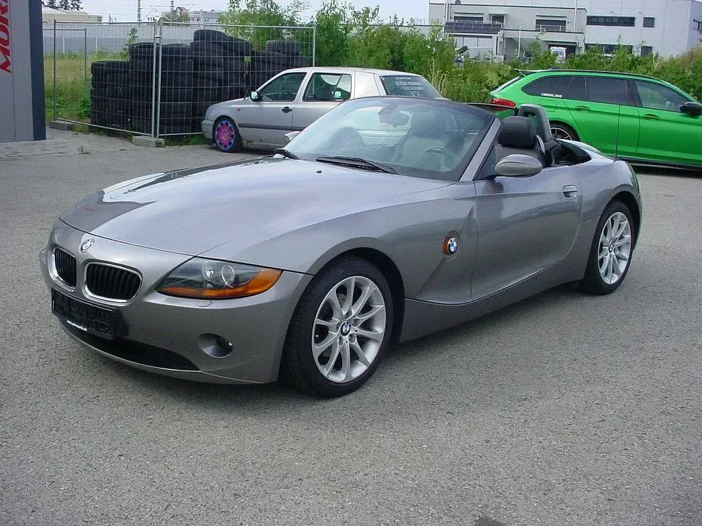Gebraucht BMW Z4 170 PS (125 kW) 2004 Grau Cabrio