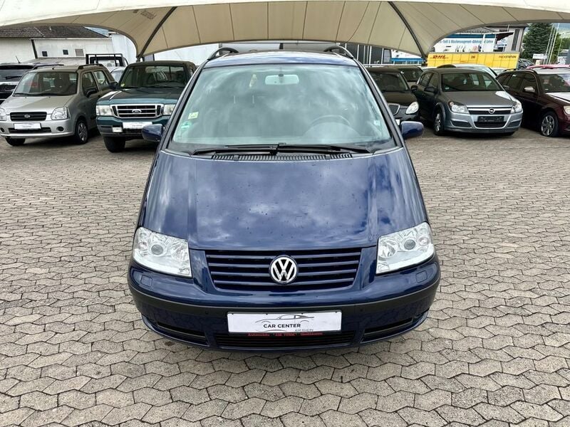 Blau Gebraucht 2002 VW Sharan Van / Kleinbus | 5.490 € (Teuer) - Bild 1/4