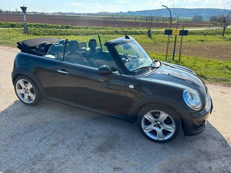 Gebraucht Mini Cooper 122 PS (89 kW) 2014 Schwarz Kleinwagen