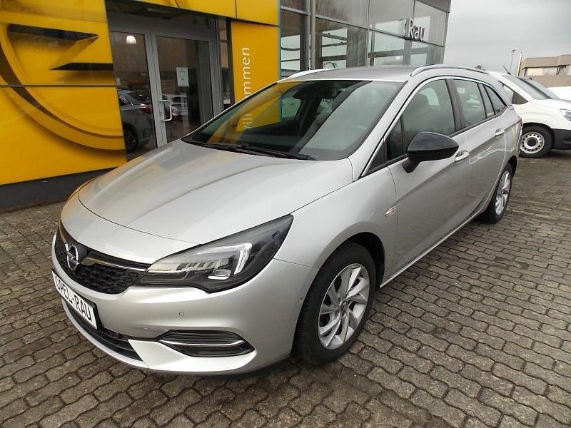 Gebraucht Opel Astra Elegance 122 PS (89 kW) 2022 Argon silber Kombi