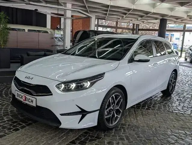 Gebraucht Kia Ceed Sportswagon Style 140 PS (102 kW) 2026 Weiß Kombi