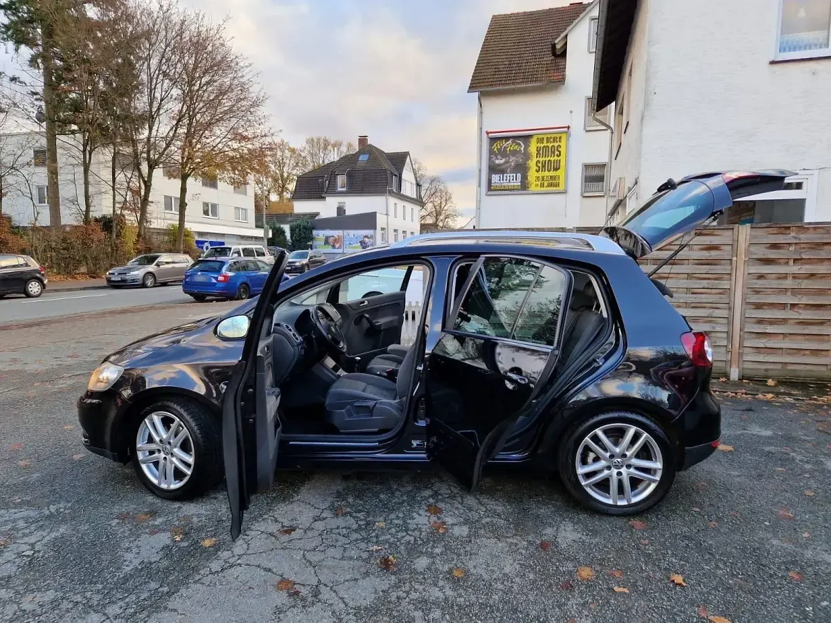 Gebraucht VW Golf Plus Cross 105 PS (77 kW) 2007 Schwarz Van / Kleinbus