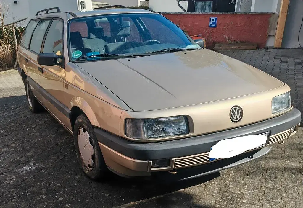 Second-hand VW Passat 125 CP (91 kW) 1988 Bej Break