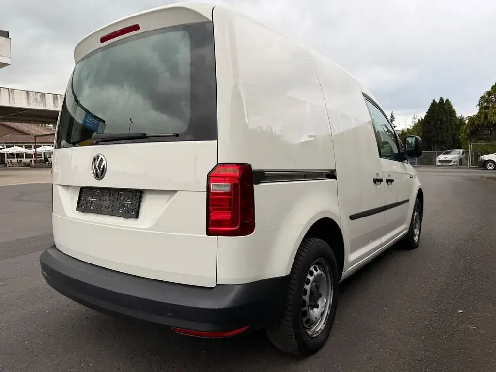Gebraucht VW Caddy 102 PS (75 kW) 2016 Weiß Van / Kleinbus