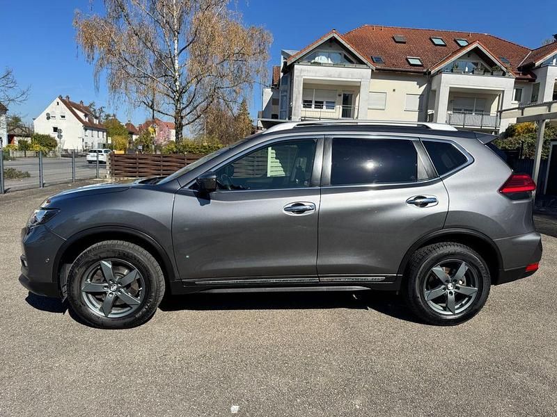 Gebraucht Nissan X-Trail Tekna 177 PS (130 kW) 2018 Grau SUV