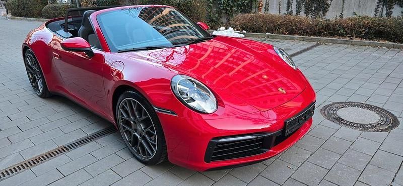 Rot Gebraucht 2020 Porsche 911 Carrera 4S Cabriolet Cabrio | 122.299 € (Superpreis) - Bild 1/4