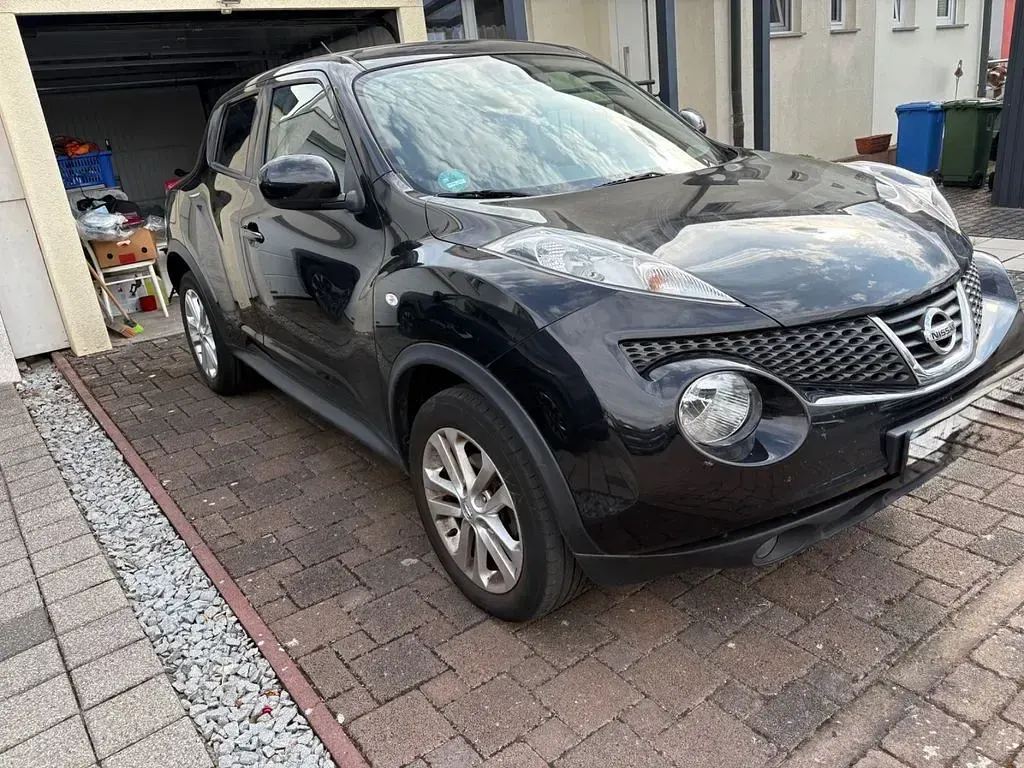 Gebraucht Nissan Juke Visia 117 PS (86 kW) 2013 Schwarz SUV