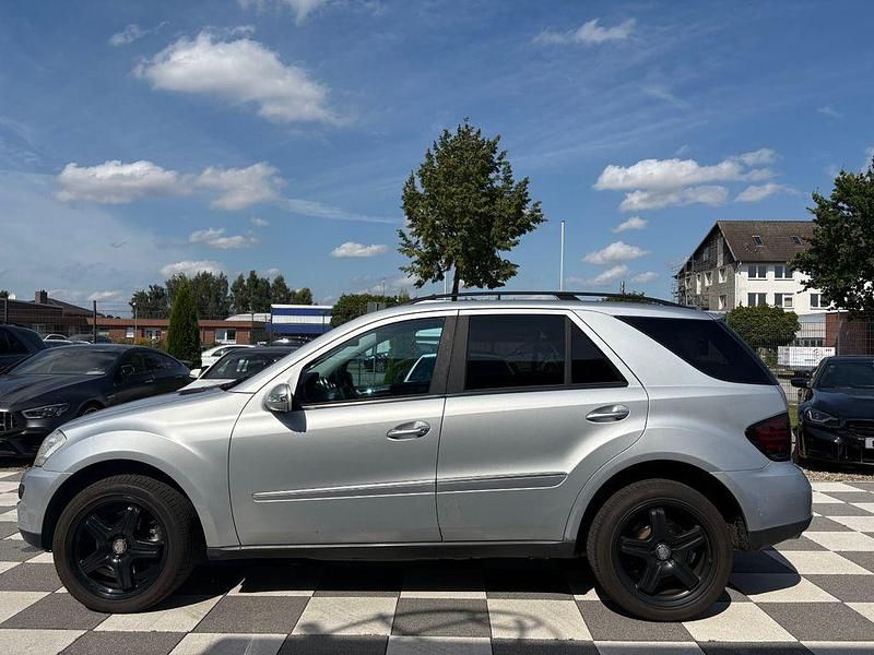 Gebraucht Mercedes ML420 306 PS (225 kW) 2007 Silber SUV