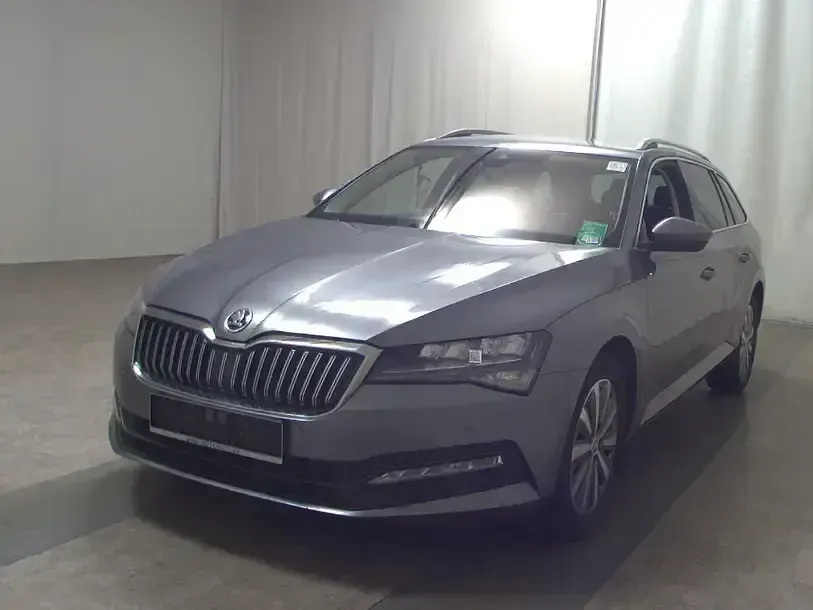 Gebraucht Skoda Superb Ambition 200 PS (147 kW) 2023 Grau Kombi